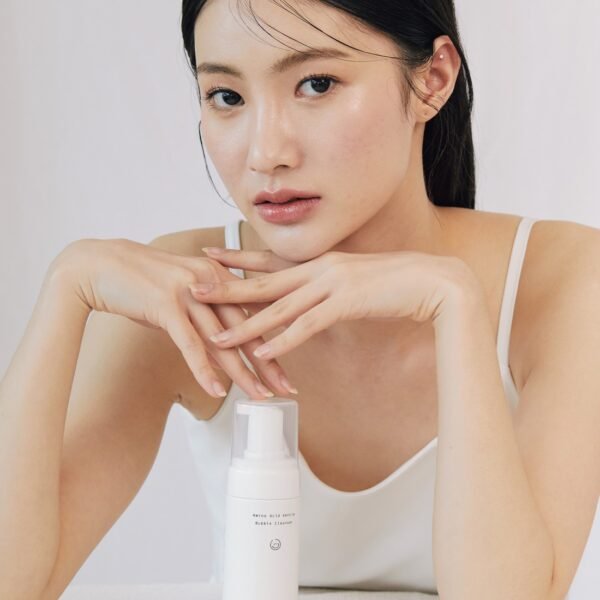 DR ALTHEA  Amino Acid Gentle Bubble Cleanser 140ml